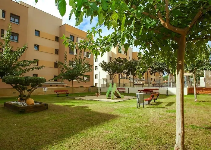 Al47 Spacious Near Fenals Apartamento
